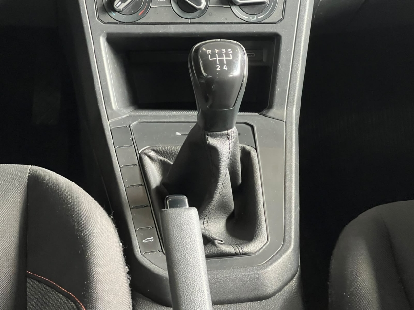 volkswagen polo 1.0 mpi track manual gasolina 4p 20247