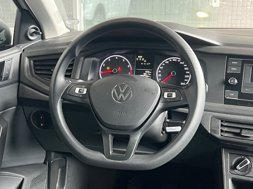 volkswagen polo 1.0 mpi track manual gasolina 4p 20245