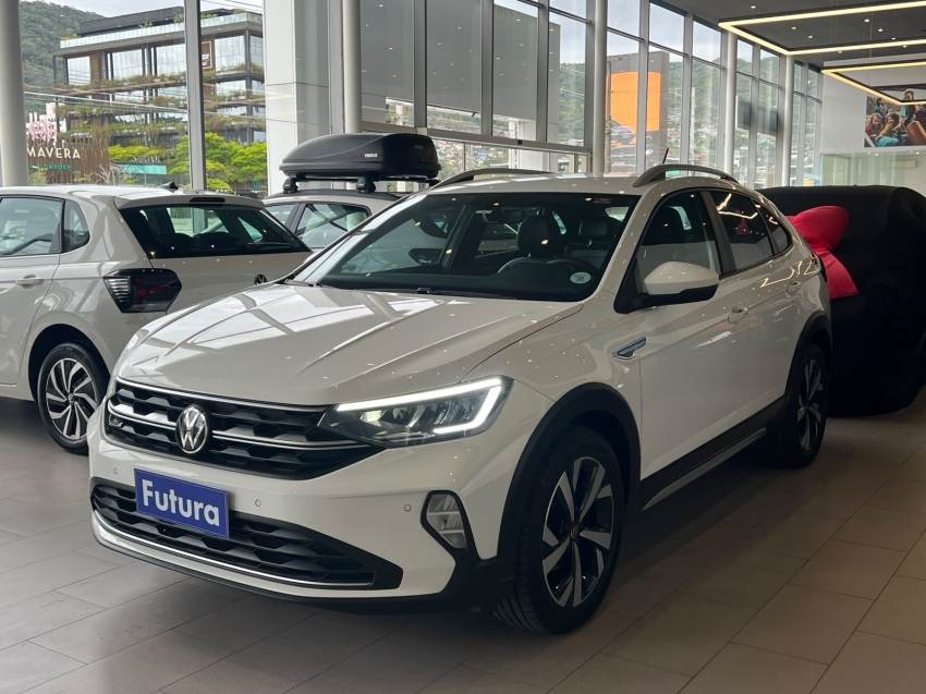 volkswagen nivus 1.0 200 tsi total flex highline automatico 4p 20240
