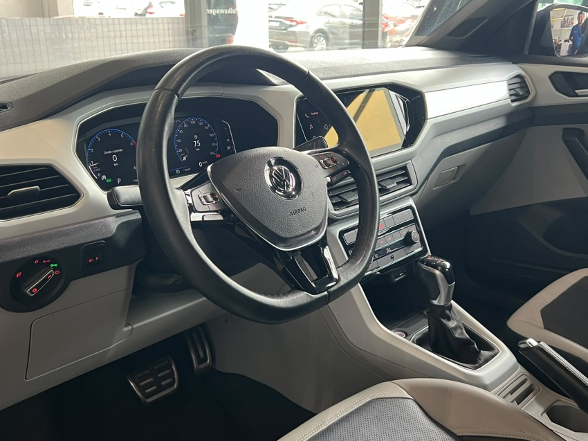 volkswagen t-cross 1.4 250 tsi total flex highline automatico 4p 20213