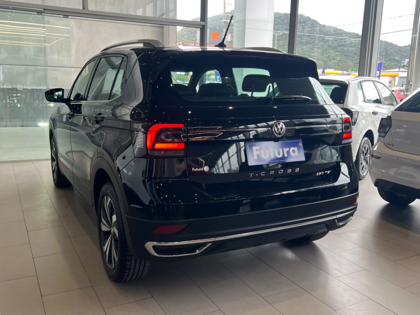 volkswagen t-cross 1.4 250 tsi total flex highline automatico 4p 202111