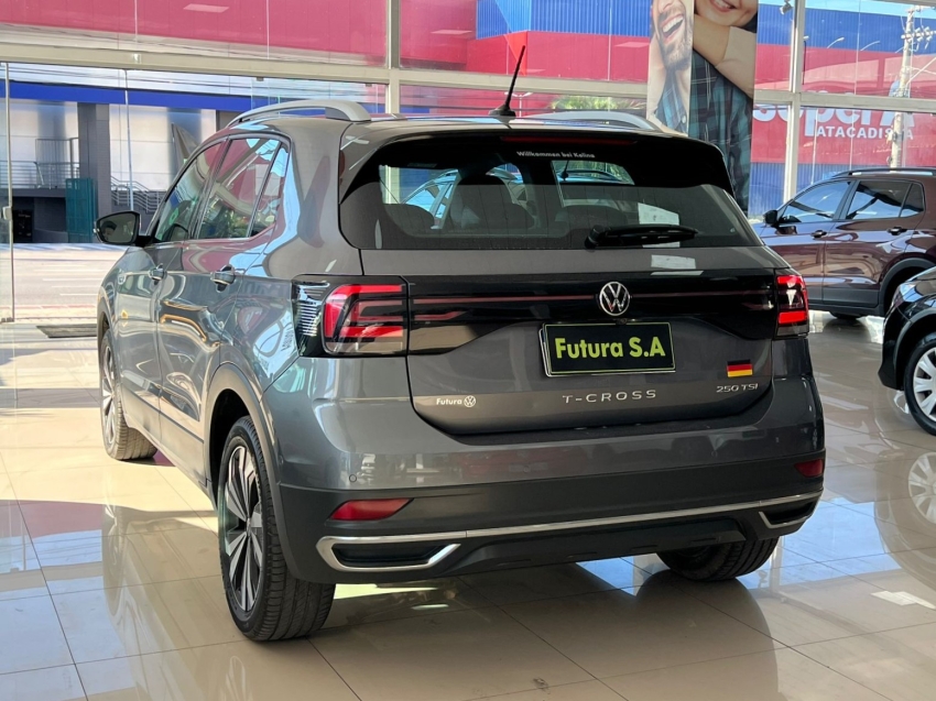 volkswagen t-cross 1.4 250 tsi total flex highline automatico gasolina 4p 2022
