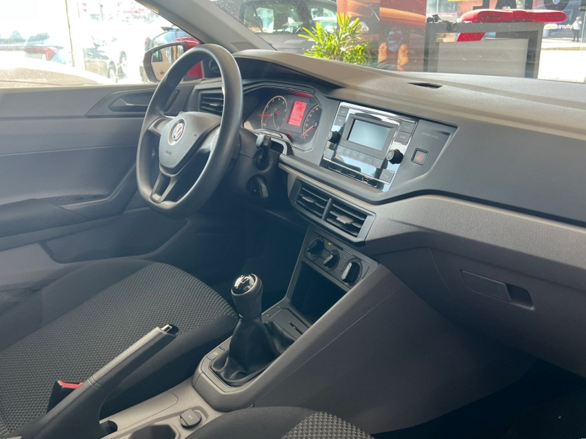 volkswagen polo 1.0 mpi total flex manual 4p 2019