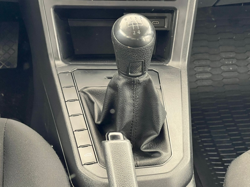 volkswagen polo 1.0 mpi manual gasolina 4p 2023