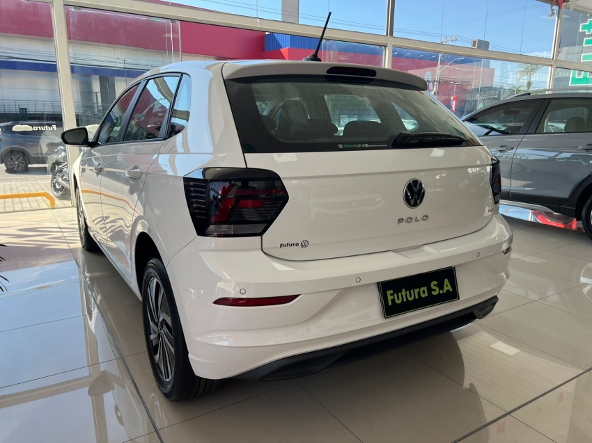 volkswagen polo 1.0 170 tsi highline automatico gasolina 4p 2024