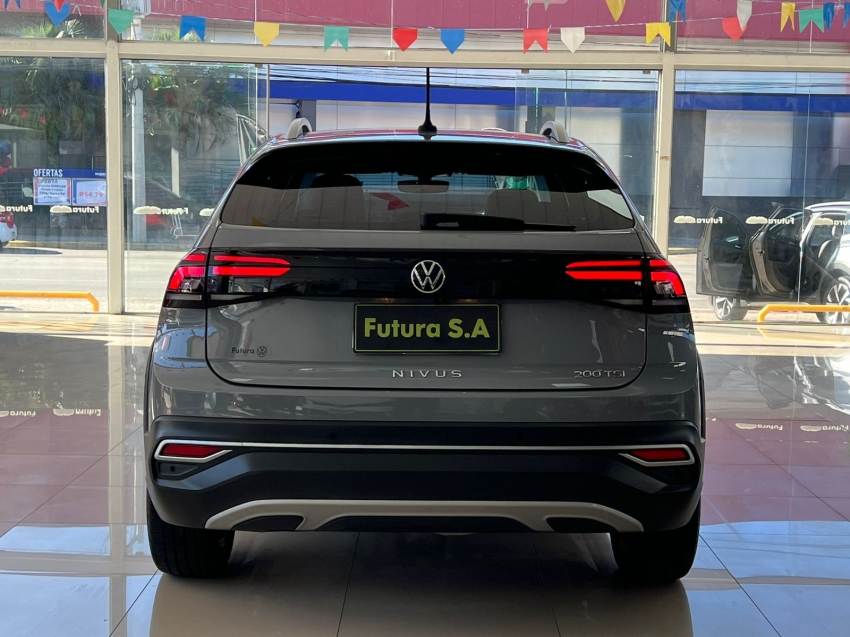volkswagen nivus 1.0 200 tsi total flex highline automatico gasolina 4p 2024
