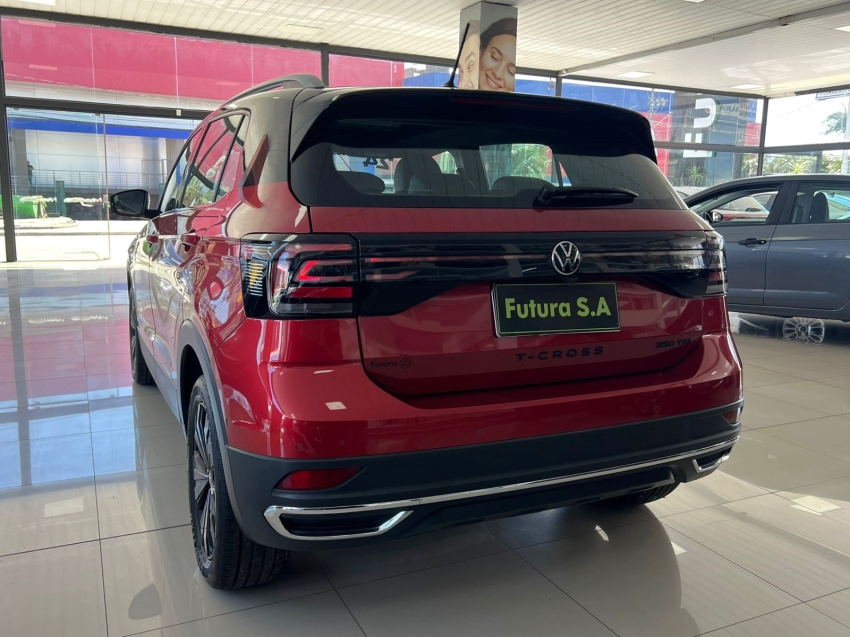 volkswagen t-cross 1.4 250 tsi total flex highline automatico gasolina 4p 202410
