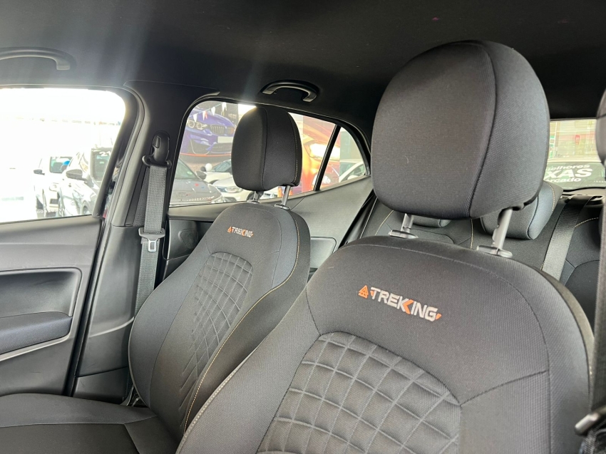 fiat argo 1.8 e.torq flex trekking at6 gasolina 4p automatico 2021