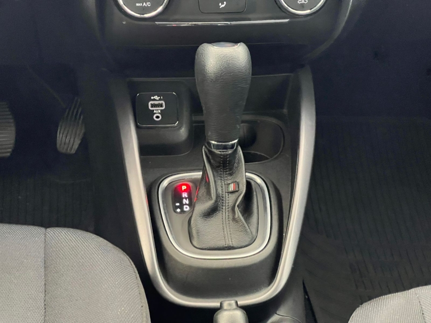 fiat argo 1.8 e.torq flex trekking at6 gasolina 4p automatico 2021