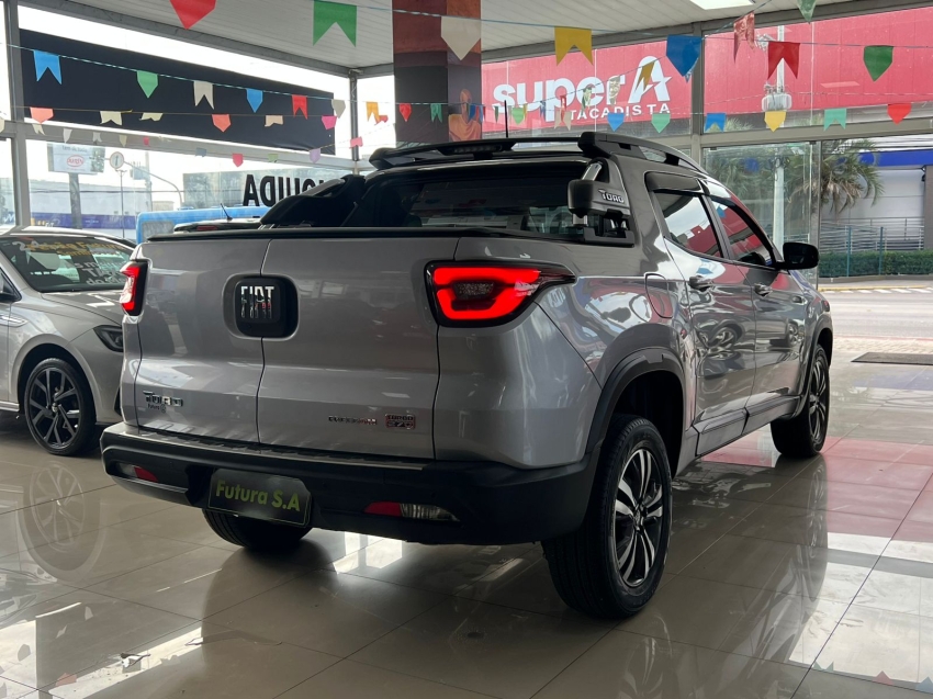 fiat toro 1.3 turbo 270 flex freedom at6 gasolina 4p automatico 2025