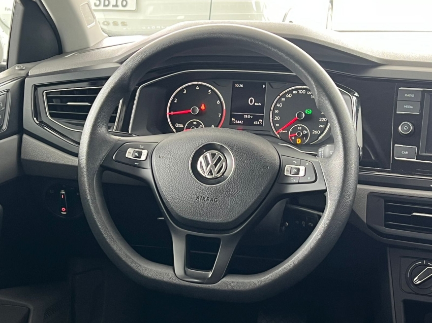 volkswagen polo 1.0 200 tsi comfortline automatico gasolina 4p 2018