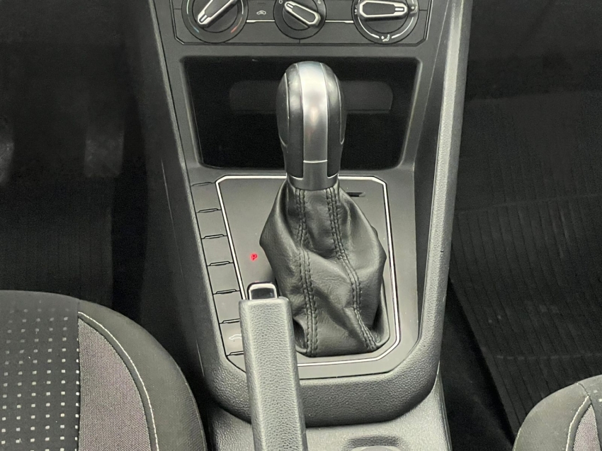 volkswagen polo 1.0 200 tsi comfortline automatico gasolina 4p 2018