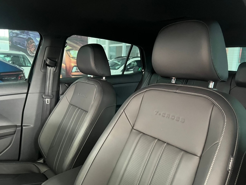 volkswagen t-cross 1.4 250 tsi total flex highline automatico gasolina 4p 2025