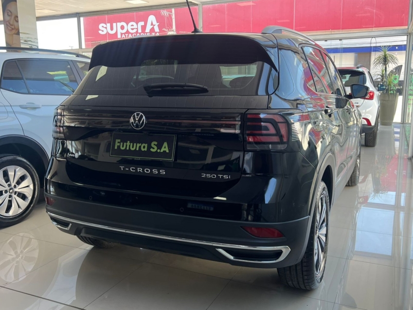 volkswagen t-cross 1.4 250 tsi total flex highline automatico gasolina 4p 202313