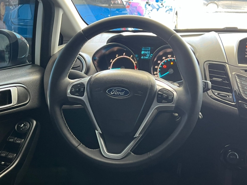 ford fiesta 1.6 titanium hatch 16v flex 4p powershift gasolina automatico 20156
