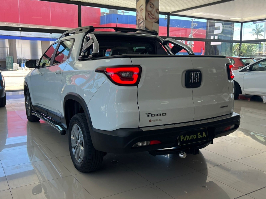 fiat toro 1.8 16v evo flex freedom at6 gasolina 4p automatico 202011