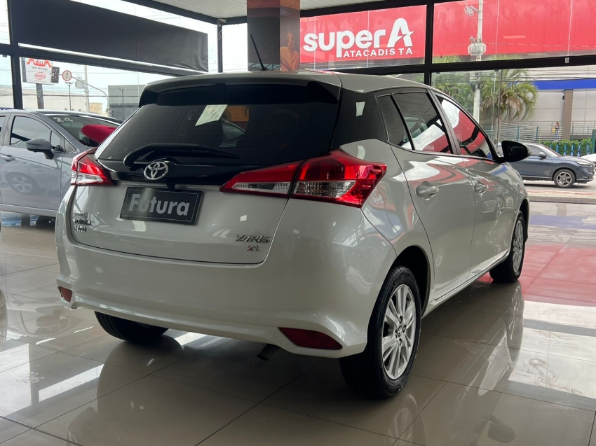 toyota yaris 1.3 16v flex xl plus tech multidrive gasolina 4p automatico 201911