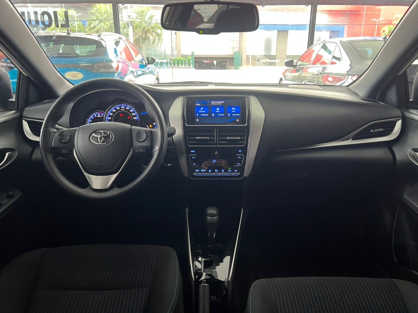 toyota yaris 1.3 16v flex xl plus tech multidrive gasolina 4p automatico 20195