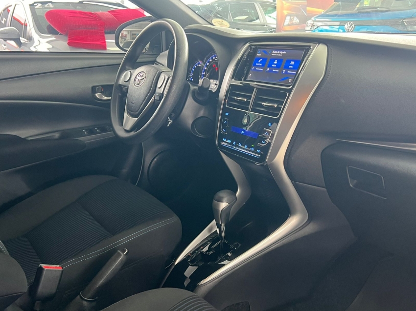 toyota yaris 1.3 16v flex xl plus tech multidrive gasolina 4p automatico 20199