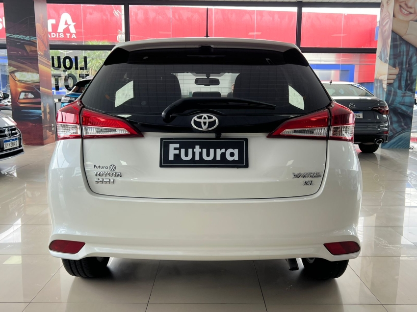 toyota yaris 1.3 16v flex xl plus tech multidrive gasolina 4p automatico 201912