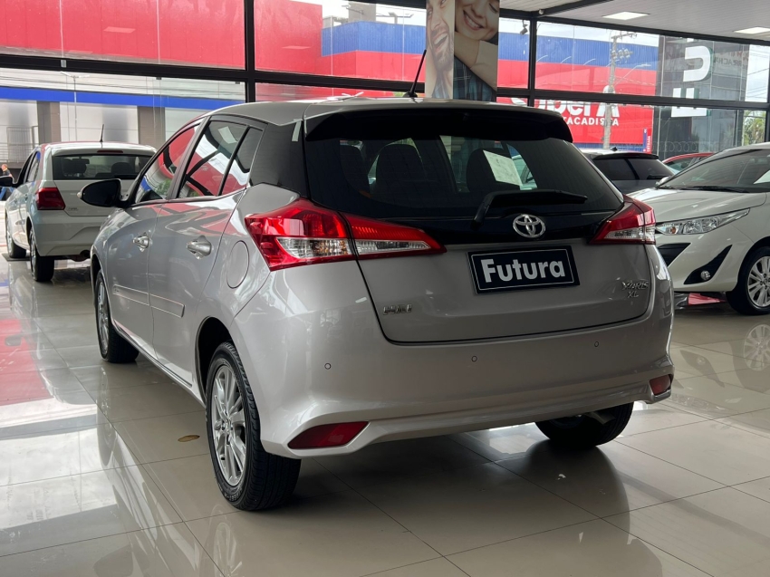 toyota yaris 1.5 16v flex xs connect multidrive gasolina 4p automatico 202013