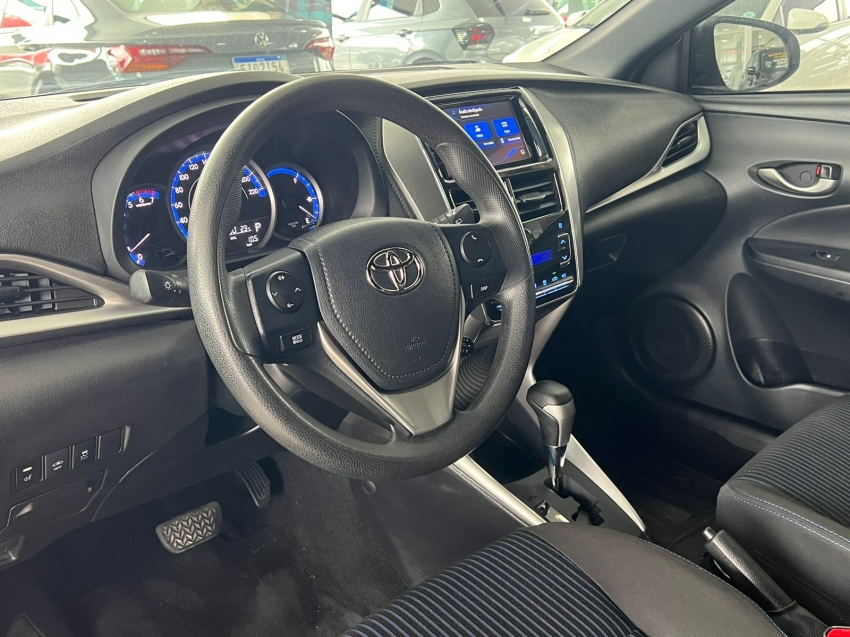 toyota yaris 1.5 16v flex xs connect multidrive gasolina 4p automatico 20203