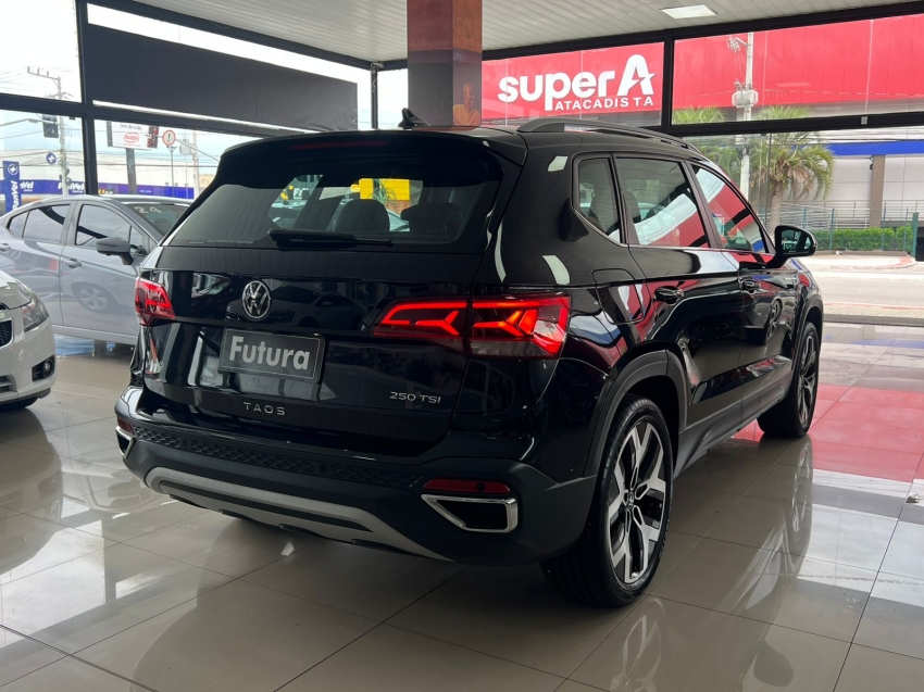 volkswagen taos 1.4 250 tsi total flex highline automatico gasolina 4p 202411