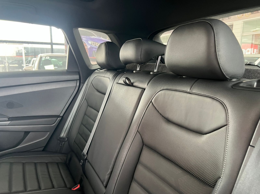 volkswagen taos 1.4 250 tsi total flex highline automatico gasolina 4p 202410