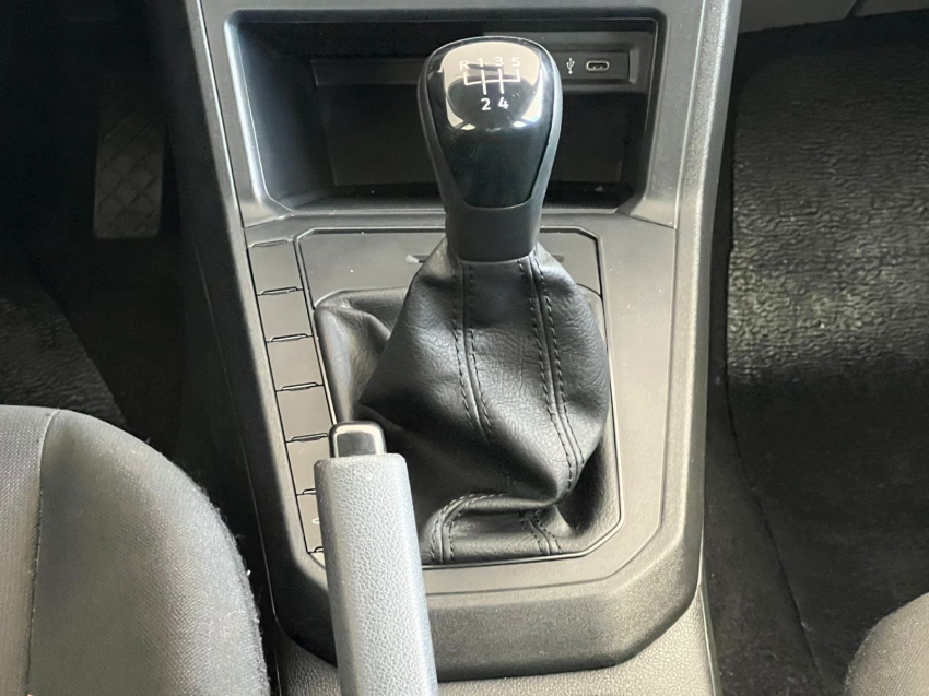 volkswagen polo 1.0 mpi track manual gasolina 4p 20258