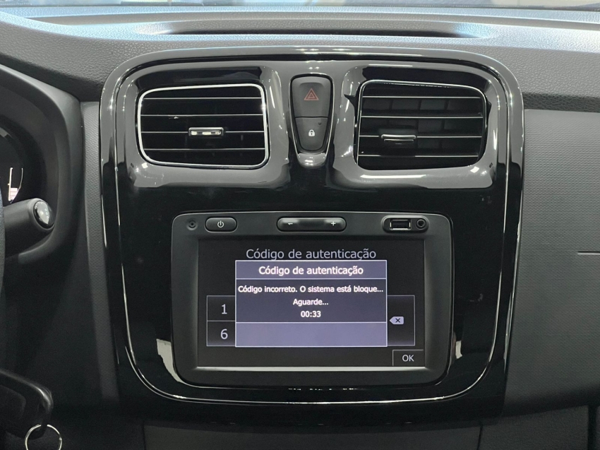 renault logan 1.0 12v sce flex zen manual gasolina 4p 20247