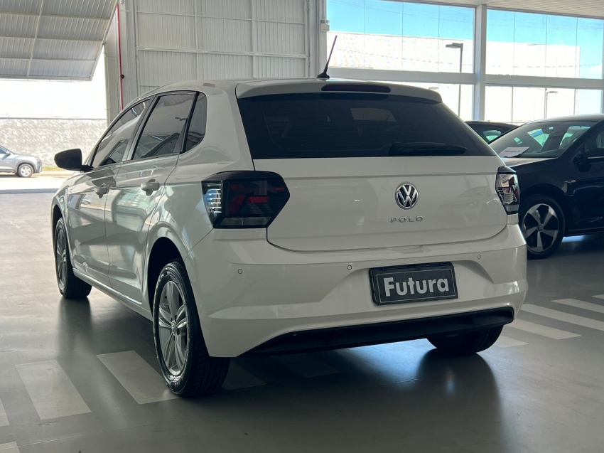 volkswagen polo 1.0 mpi total flex manual gasolina 4p 202111