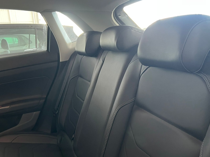 volkswagen polo 1.0 170 tsi highline automatico gasolina 4p 202410