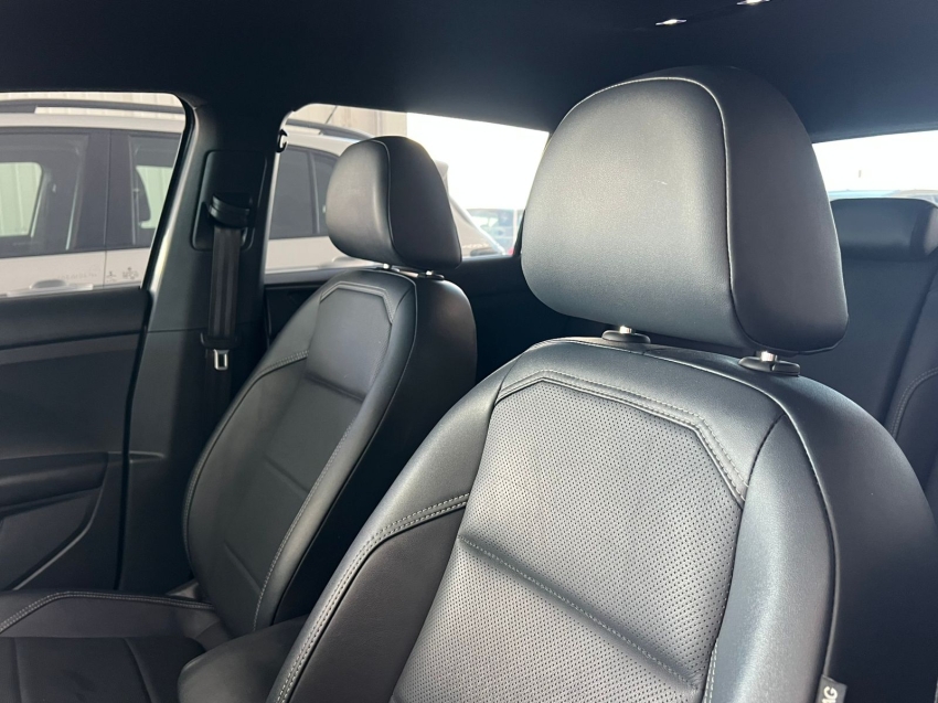 volkswagen t-cross 1.4 250 tsi total flex highline automatico gasolina 4p 20234