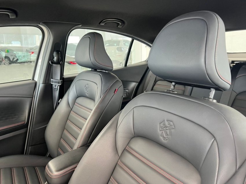 fiat fastback 1.3 turbo 270 flex abarth at6 gasolina 4p automatico 20249