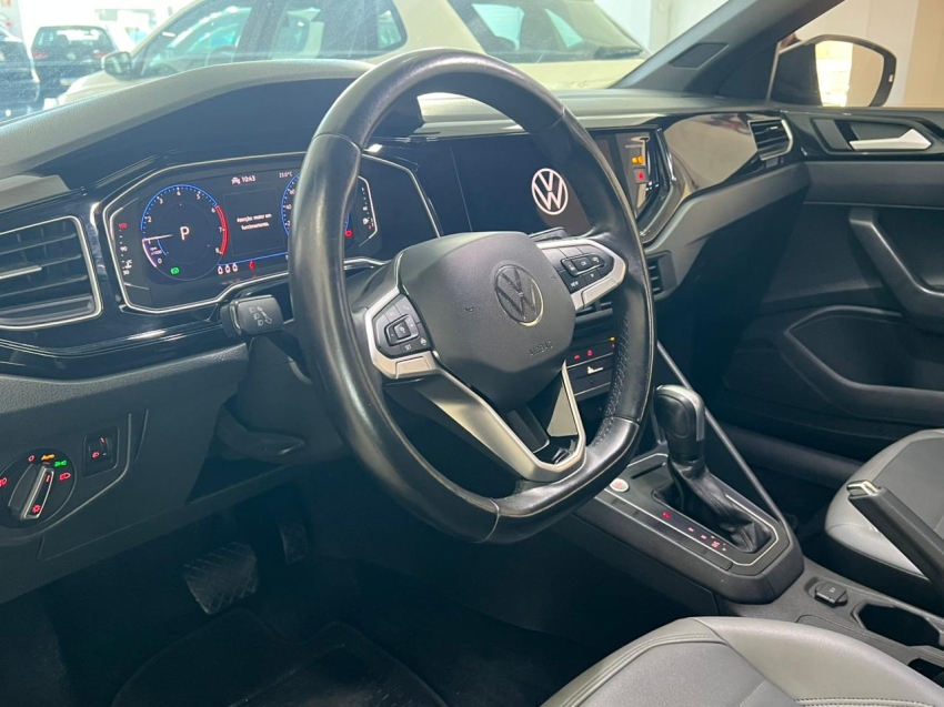 volkswagen nivus 1.0 200 tsi total flex highline automatico 4p 20213