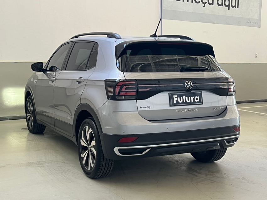volkswagen t-cross 1.0 200 tsi total flex comfortline automatico gasolina 4p 202411