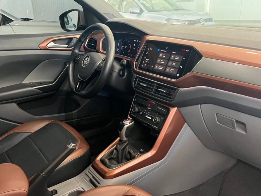 volkswagen t-cross 1.0 200 tsi total flex comfortline automatico 4p 20218