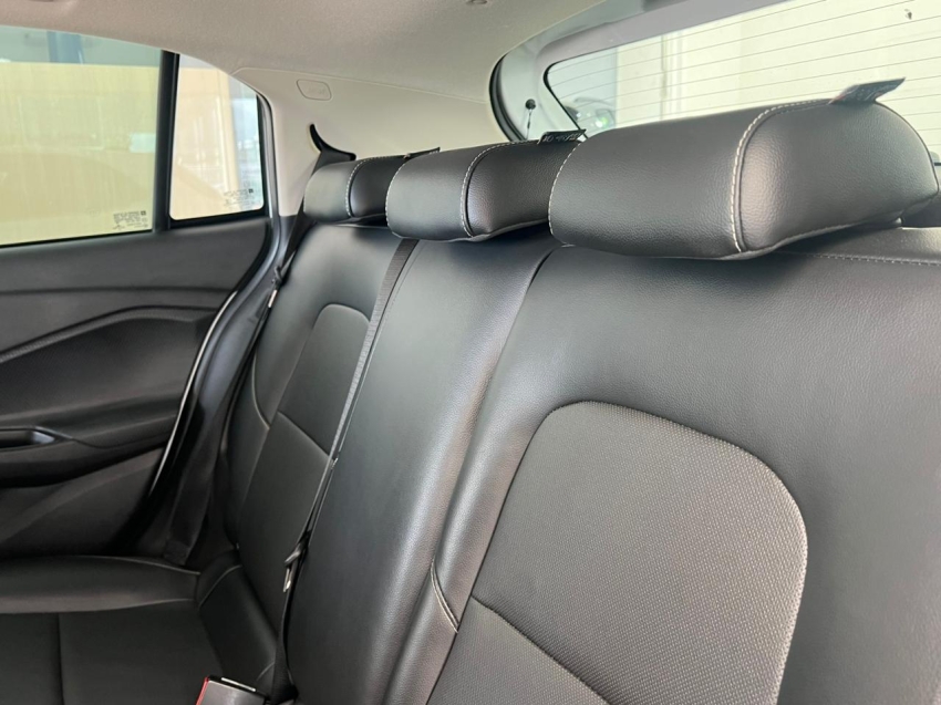 chevrolet onix 1.0 turbo flex premier automatico 4p 202110