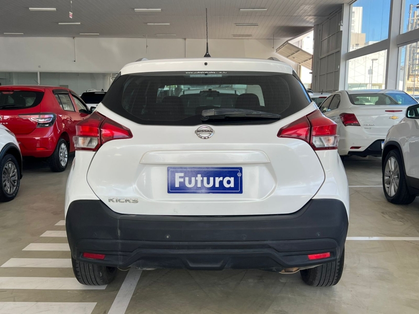 nissan kicks 1.6 16v flexstart s direct 4p xtronic flex automatico 201912