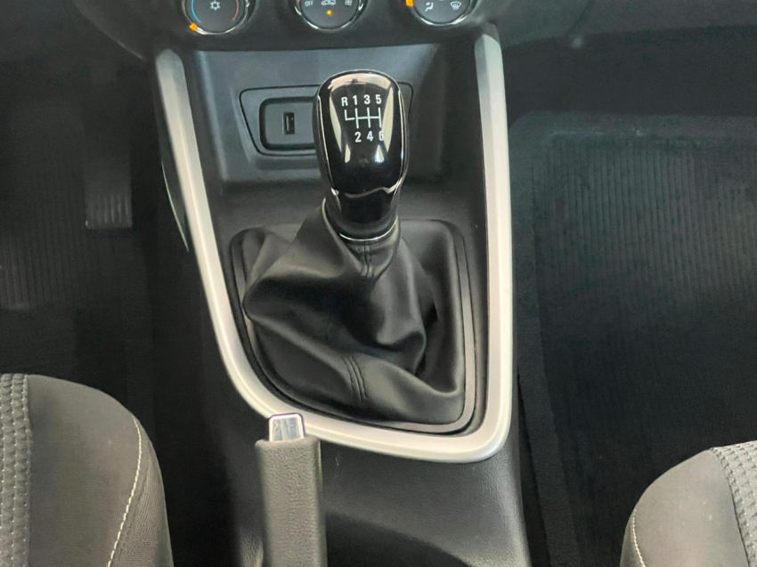 chevrolet onix 1.0 flex lt manual gasolina 4p 20248