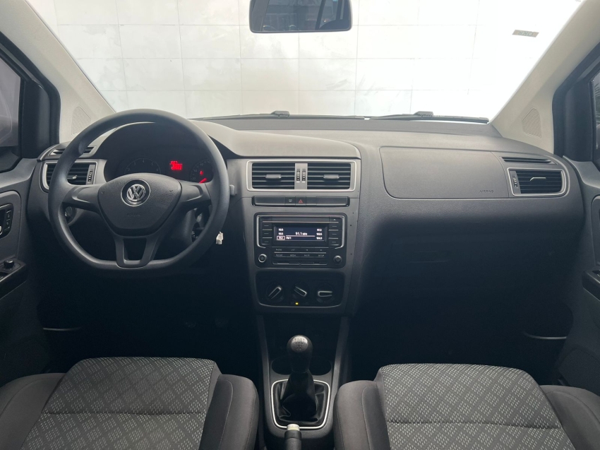 volkswagen fox 1.0 mpi trendline 12v flex 4p manual gasolina 20175