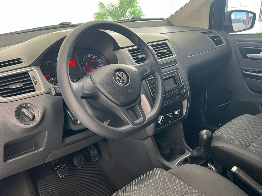 volkswagen fox 1.0 mpi trendline 12v flex 4p manual gasolina 20173