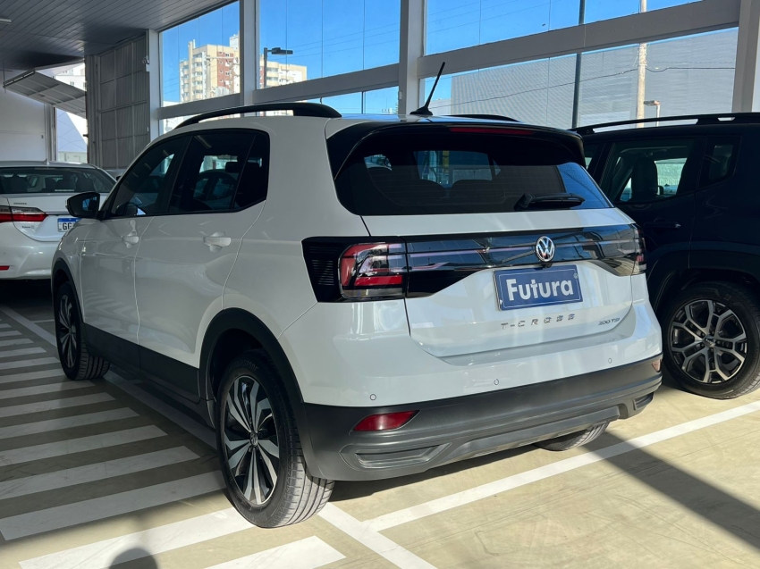 volkswagen t-cross 1.0 200 tsi total flex automatico gasolina 4p 202113