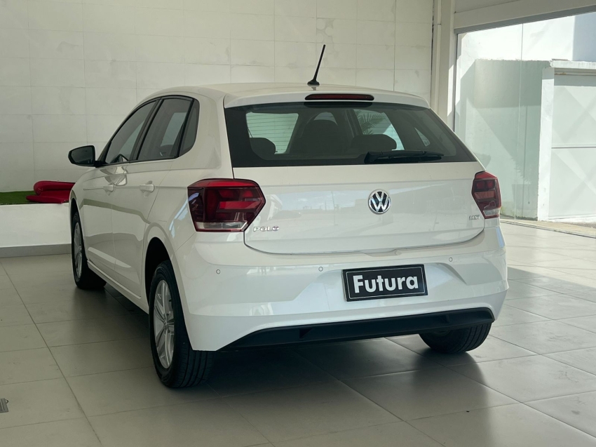 volkswagen polo 1.0 mpi total flex manual gasolina 4p 202111