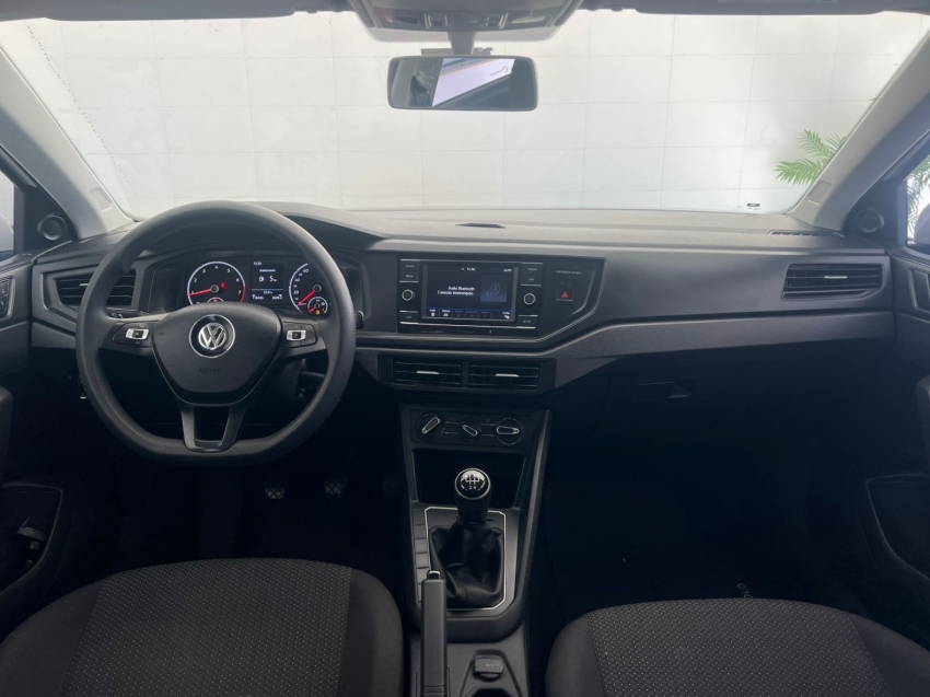 volkswagen polo 1.0 mpi total flex manual gasolina 4p 20215