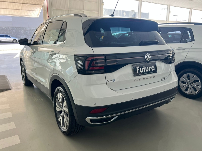 volkswagen t-cross 1.4 250 tsi total flex highline automatico gasolina 4p 202011