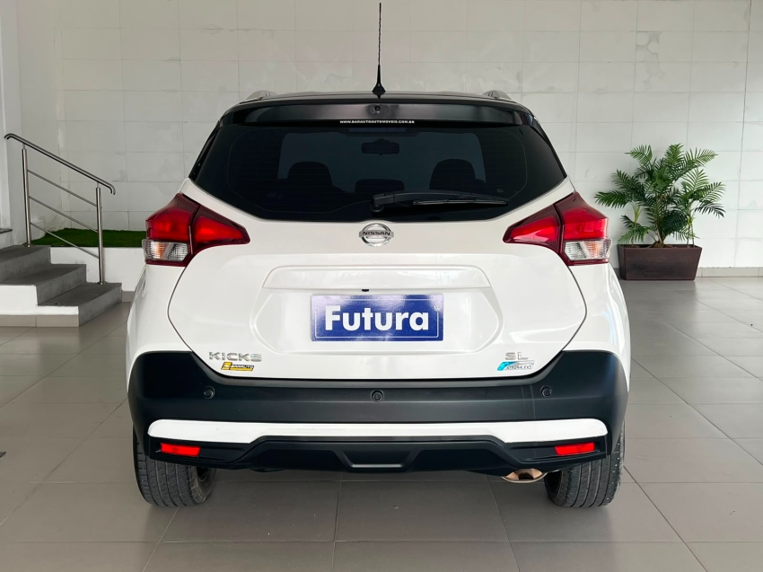 nissan kicks 1.6 16v flexstart sl 4p xtronic gasolina automatico 201812
