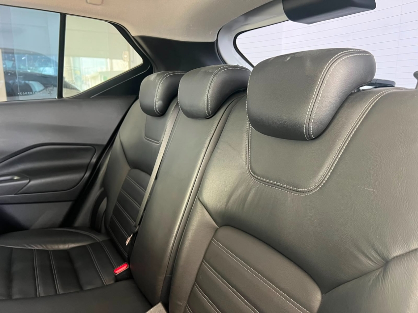 nissan kicks 1.6 16v flexstart sl 4p xtronic gasolina automatico 201810