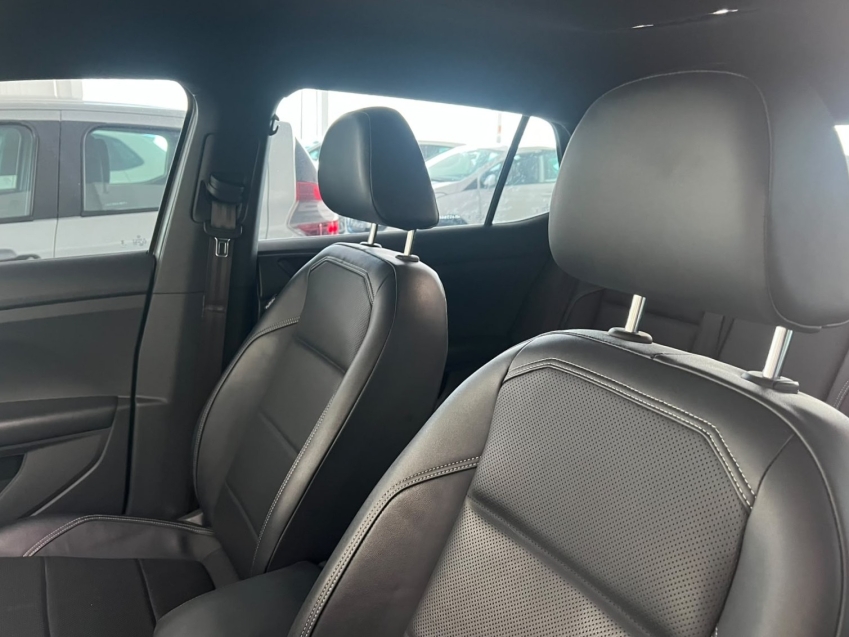 volkswagen t-cross 1.4 250 tsi total flex highline automatico gasolina 4p 20244