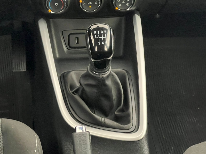 chevrolet onix 1.0 flex lt manual gasolina 4p 20248